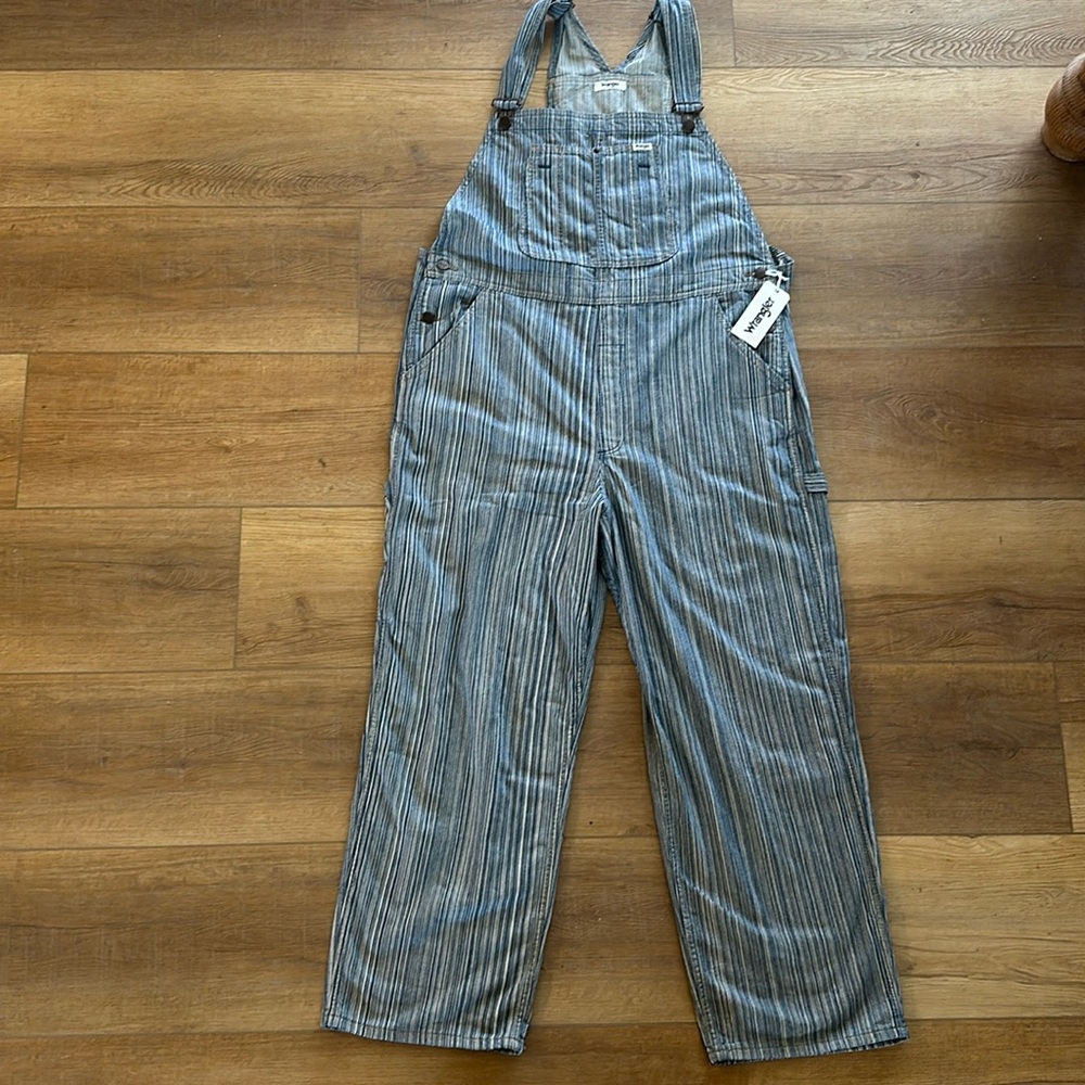 Woman’s blue/white striped overalls wrangler